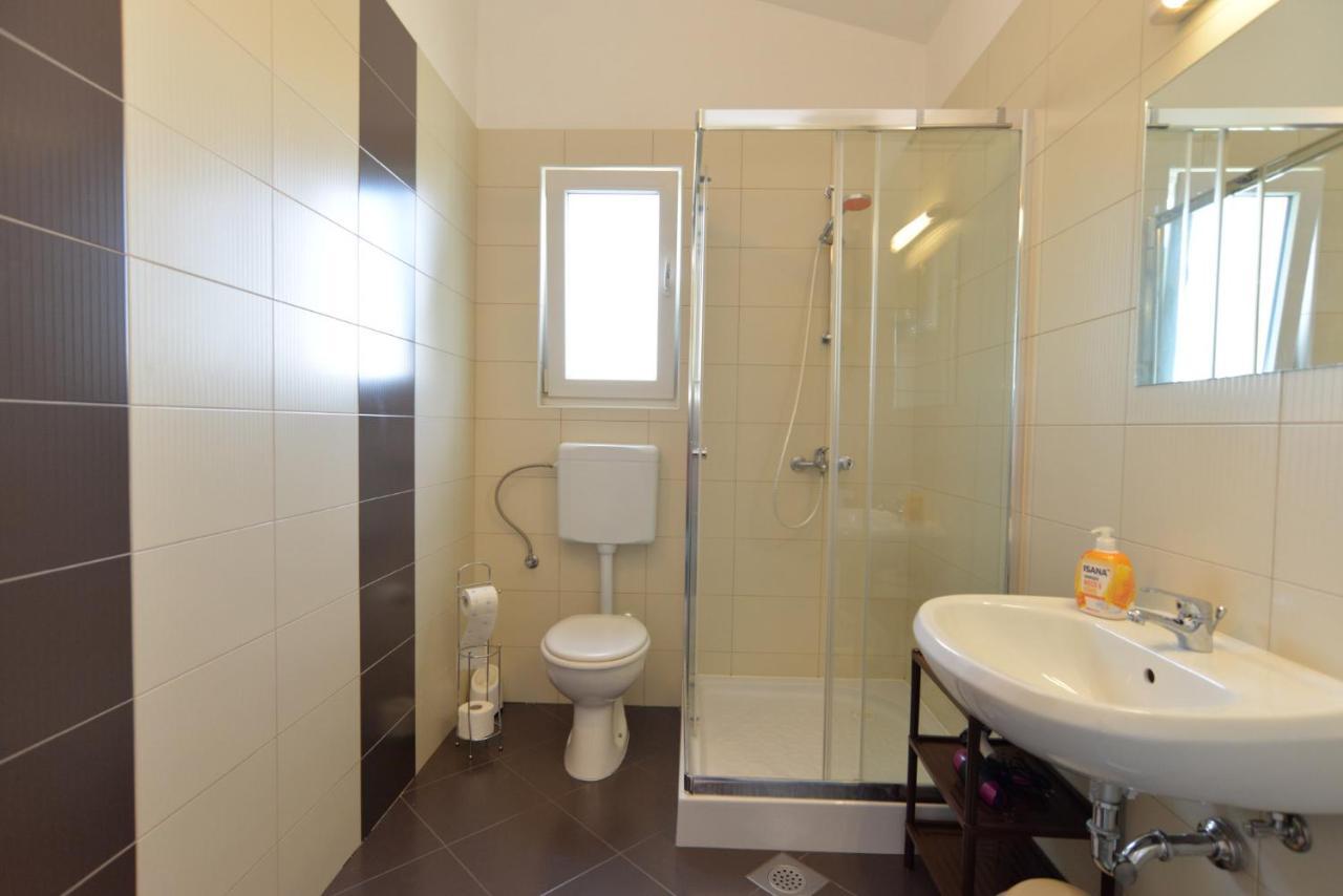 Apartments Bernarda 1773 بنجول المظهر الخارجي الصورة